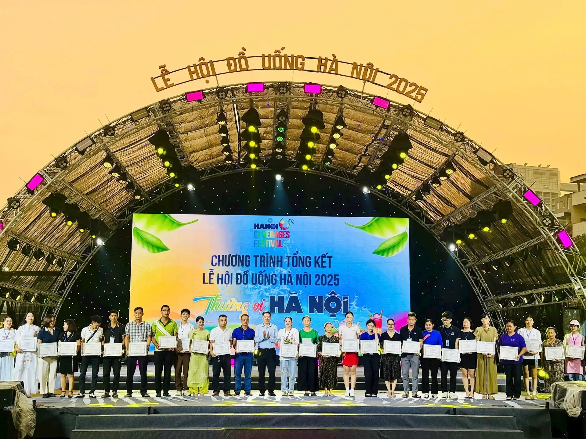 More than 20,000 visitors experience Hanoi Beverage Festival 2025