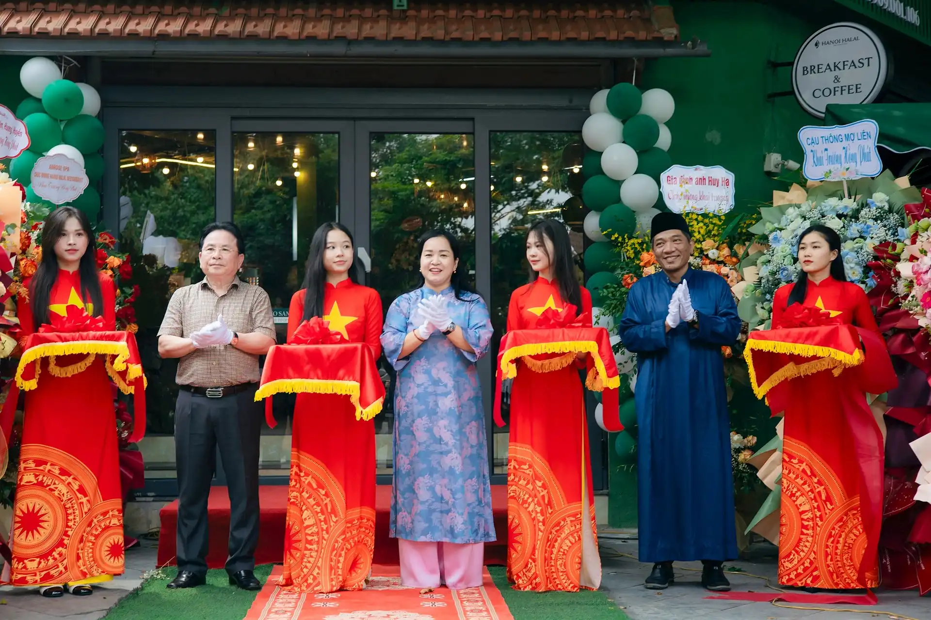 Hanoi has more restaurants meeting Halal standards