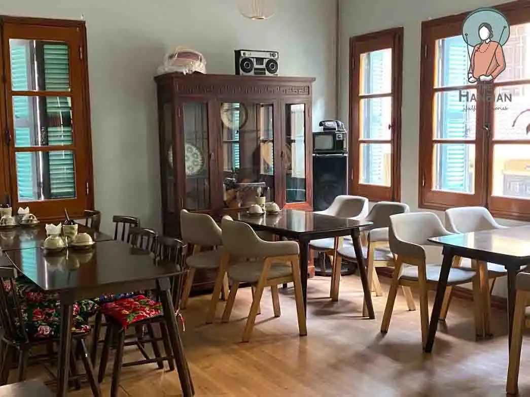 Hanoi people are often meticulous in welcoming guests “Hanoi Hospitality”: When Sophistication Lies in the Unspoken